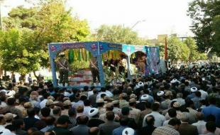 بدرقه ۳۴ لاله سرخ بر پرنیان دستها/ طنین دوباره لالایی مادران شهید بدرقه ۳۴ لاله سرخ بر پرنیان دستها/ طنین دوباره لالایی مادران شهید