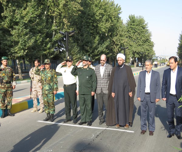 رژه بزرگ 31 شهریور در اسلام آبادغرب برگزار شد