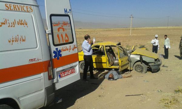 واژگونی خودرو پژو کرایه در  جاده  حمیل- اسلام آبادغرب 5 کشته و مصدوم برجای گذاشت+عکس