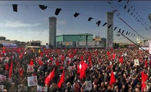 معجزه خون یک دهه هفتادی برای انقلابی های خسته