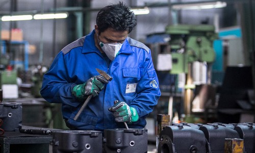 صنایع بزرگی که فقط زحمت بستن چند پیچ را می‌کشند! / روش مونتاژکاران ثروتمند برای دورزدن تولید ملی 