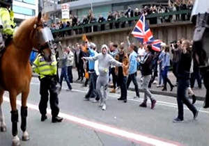 ثبت ۸۰ هزار جرم ناشی از نفرت در انگلیس + فیلم 