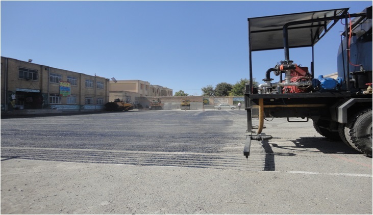  آسفالت و بهسازی مدارس اسلام آباد غرب