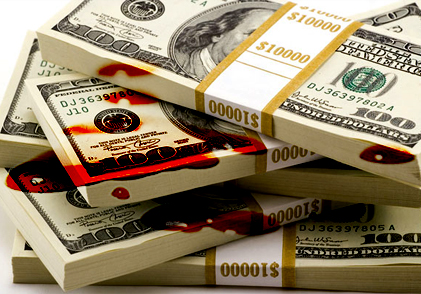 باج گیری دختر جوان از راننده با پریدن جلوی ماشین + فیلم 