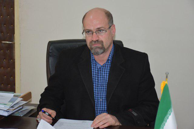 مشكلی براي اسكان و تغذيه آسيب ديدگان زلزله در اسلام آبادغرب وجود ندارد/مردم  در كنار دولت براي امداد رساني به  آسيب ديدگان رقابت مي كنند