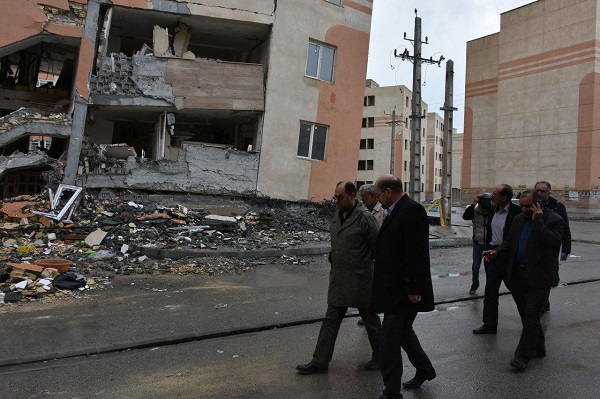 بازدید نماینده ویژه رهبری از مسکن مهر اسلام آبادغرب+تصاویر