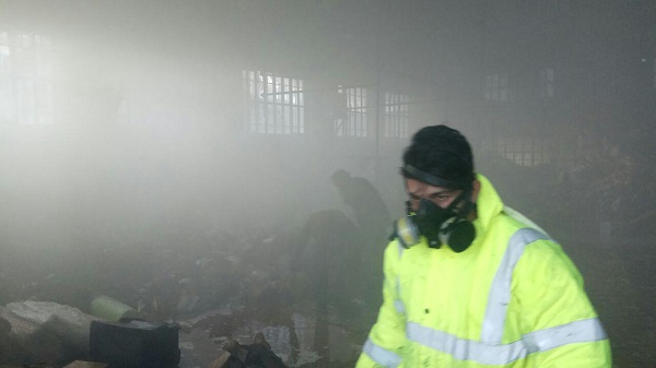 آتش گرفتن انبار موسسه خیریه آبشار عاطفه ها در اسلام آبادغرب+تصاویر آتش گرفتن انبار موسسه خیریه آبشار عاطفه ها در اسلام آبادغرب+تصاویر