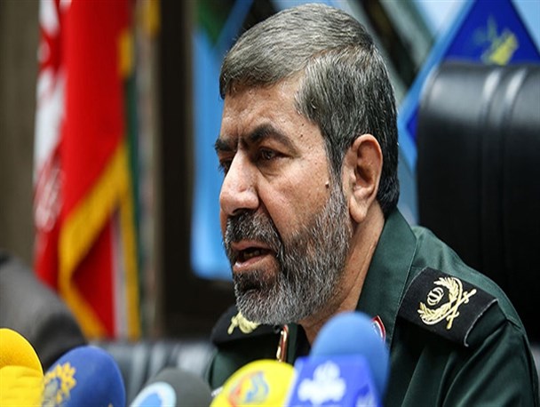 تا پایان اسکان دائم، در کنار مردم عزیز کرمانشاه خواهیم ماند / سپاه روزانه 400 کانکس برای زلزله زدگان می سازد