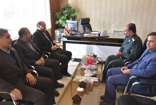 دیدار فرماندار اسلام آبادغرب با فرمانده ناحیه مقاومت بسیج شهرستان+عکس