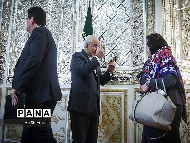 چرا انگلیسی‌ها ابتدایی‌ترین شئون دیپلماتیک را رعایت نکردند؟