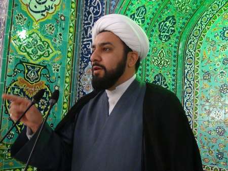  اصل مشکلات و مطالبات به حق مردم نباید نادیده گرفته شود/با عوامل فتنه و آشوب با قاطعیت برخورد شود