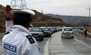 محورهای مواصلاتی کرمانشاه لغزنده هستند/ ترافیک روان در جاده ها