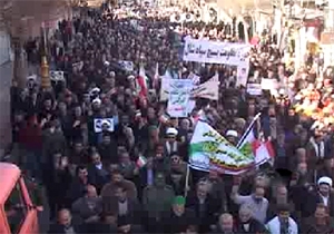 خروش مردم میبد و بوئین زهرا در محکومیت اغتشاشات اخیر + فیلم 