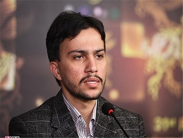 مردم آنقدر هوشیار هستند که وارد بازی سلبریتی ها نشوند/ نباید از خواسته اقتصادی خود کوتاه بیاییم مردم آنقدر هوشیار هستند که وارد بازی سلبریتی ها نشوند/ نباید از خواسته اقتصادی خود کوتاه بیاییم