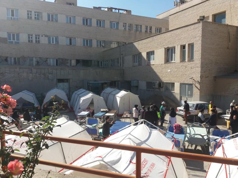 تجلیل استاندار کرمانشاه از دو پرستار فداکار بخش نوزادان بیمارستان اسلام آبادغرب