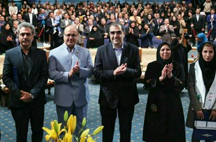 وزیر بهداشت از پرستاران فداکار در زلزله اسلام آبادغرب تقدیر کرد