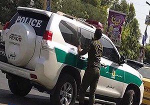 مصاحبه باخانمی که ماشین پلیس زیرش کرد! + فیلم 