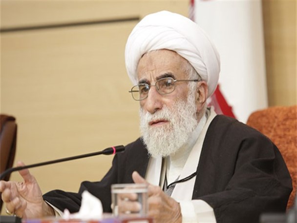 روایت رئیس مجلس خبرگان از جلسه مقامات عالی نظام درباره فضای مجازی/ درباره وضعیت بانک‌ها هشدار داده بودیم مسؤلین توجه نکردند