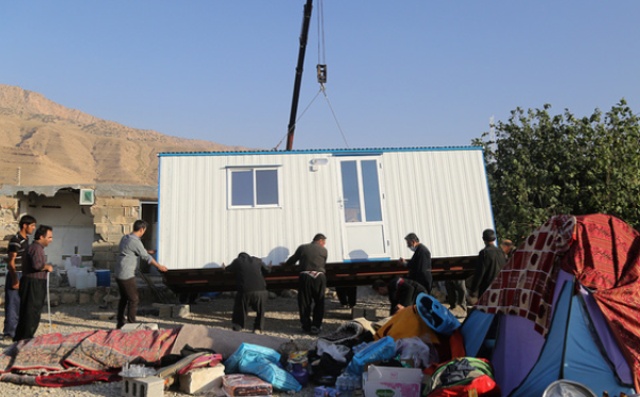  تحویل بیش از 14 هزار کانکس در مناطق زلزله زده 