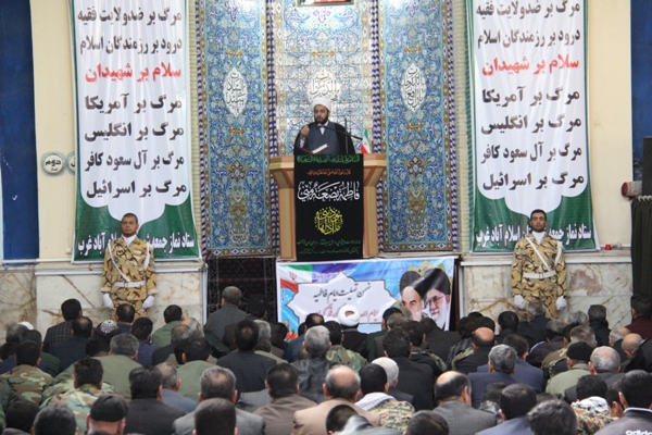 وظیفه مسئولان است که افتخارات و دستاوردهای انقلاب را بگویند/ با اشرافی گری نمی توان کار و خدمت کرد