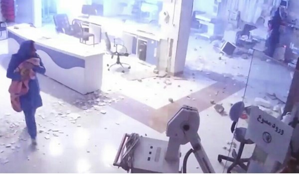 تقدیر از ۲ پرستار فداکار که در زلزله کرمانشاه جان کودکان را نجات دادند