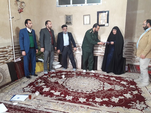 دیدار و سرکشی از خانواده شهدا در اسلام آبادغرب+تصاویر دیدار و سرکشی از خانواده شهدا در اسلام آبادغرب+تصاویر