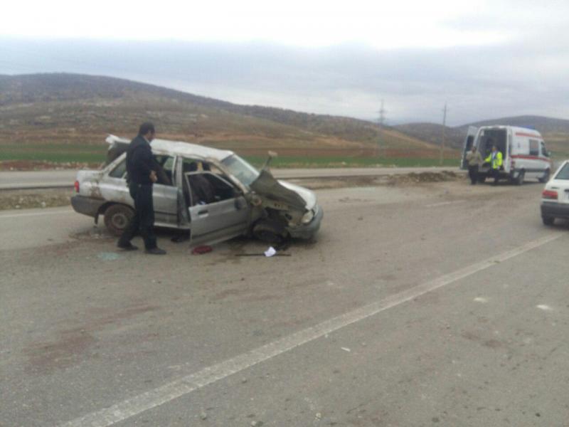 حادثه رانندگی در کمربندی اسلام آبادغرب4 مصدوم برجای گذاشت+تصاویر