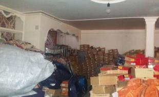 کشف ۲ انبار بزرگ‌پوشاک قاچاق در استان کرمانشاه