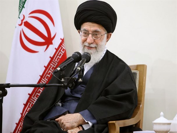 کارگران در حوادث انقلاب و دفاع مقدس با بصیرت و غیرت در صحنه بودند/ یکی از کارهای اساسی دشمنان، تحریک و وادار کردن کارگران به ایجاد رکود در کارخانه‌ها بود