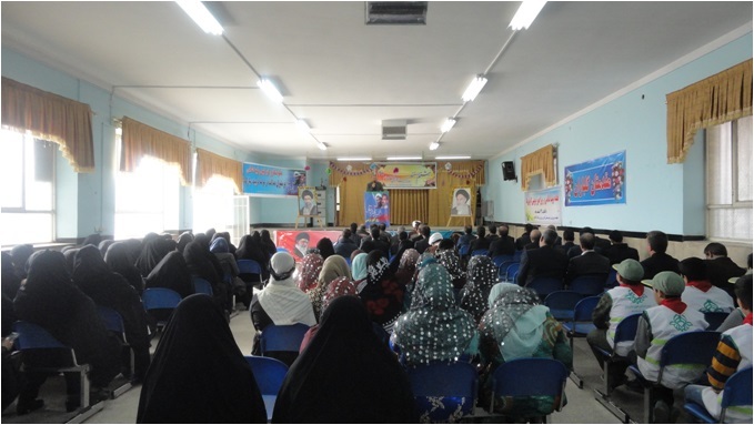 امور فرهنگی بدون اخلاق والهیات دچار پسرفت فرهنگی می شود/شهدای مدافع حرم نتیجه تربیت صحیح اسلامی و تفکر انقلابی هستند