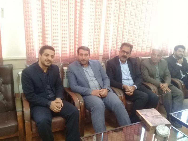 می توان با ایجاد انگیزش های لازم زمینه افزایش مطالعه کتاب در بین زندانیان فراهم کرد می توان با ایجاد انگیزش های لازم زمینه افزایش مطالعه کتاب در بین زندانیان فراهم کرد