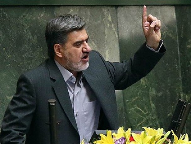 پیام رسان های داخلی امکانات بهتر و بیشتری از تلگرام دارند/ درحوزه فضای مجازی و پیام رسان های داخلی باید به جوانان اعتماد کنیم