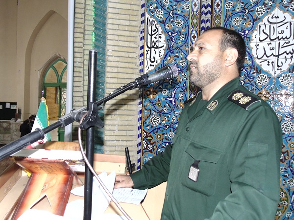 خدمت رسانی به زلزله زدگان غرب کشور یکی از کارنامه های پر افتخار سپاه پاسداران اسلام آباد غرب است