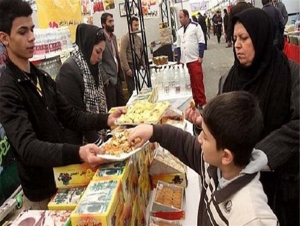 مردم: قدرت خرید نداریم/ فروشندگان: مسئولان ما را وادار به گران فروشی می کنند!