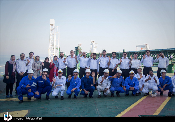 یک روز زندگی با دریانوردان نفتکش دوون