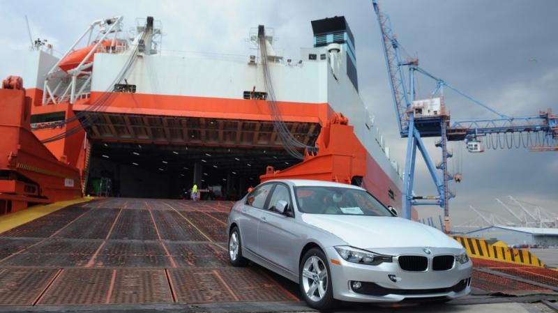 یک مدیر وزارت صنعت و معاون وى در پرونده ثبت سفارش خودرو بازداشت شدند یک مدیر وزارت صنعت و معاون وى در پرونده ثبت سفارش خودرو بازداشت شدند