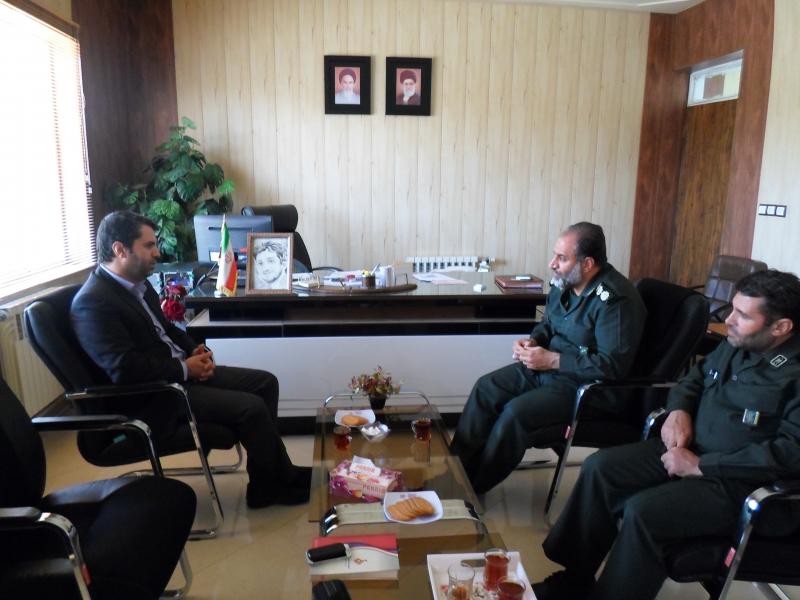 استفاده از ظرفیت بسیجیان اسلام آبادغرب برای مبارزه با احتکار/برخورد جدی با محتکران و‌مفسدان اقتصادی 