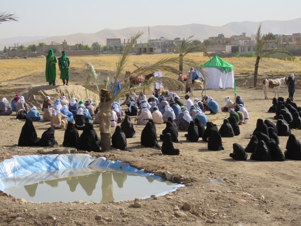 بازسازی واقعه بزرگ غدیر خم در اسلام آبادغرب+تصاویر بازسازی واقعه بزرگ غدیر خم در اسلام آبادغرب+تصاویر