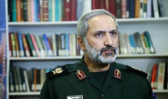 می‌دانیم حمله به کنسولگری ایران در بصره از کجا نشات گرفته است / قدرت دفاعی قابل مذاکره نیست 