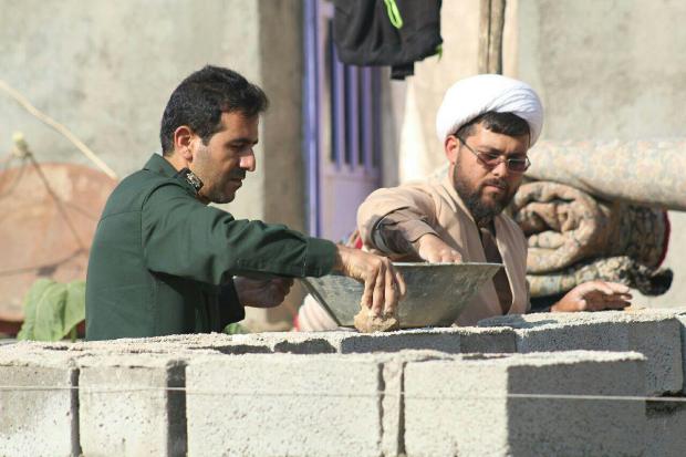 کمک به ساخت خانه محرومین  توسط گروه جهادی شهید محمدی در روستای بریه خانی گهواره +تصاویر