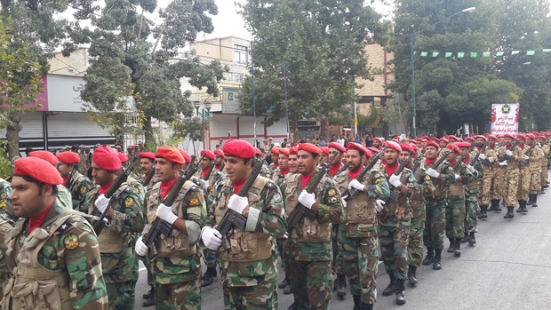 برگزاری رژه حماسی 31شهریور ماه دراسلام آبادغرب+تصاویر