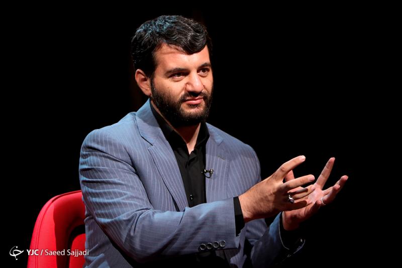 عبدالملکی: برخی در تیم اقتصادی دولت می‌گویند: دلار را عشق است!/ بانک‌ها بازار را به هم ریخته‌اند/ مگر FATF با تأمین‌کننده مالی داعش تبادلات مالی نمی‌کند؟ 