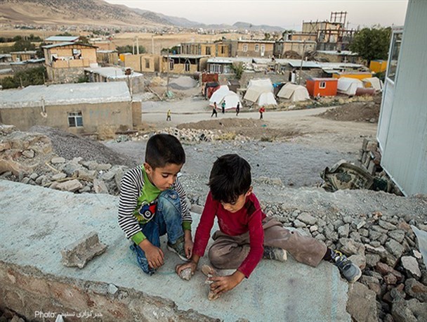 همبازی زلزله/تصاویر