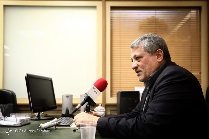 کوته فکری است که فکر کنم ۱۴۰۰ رییس جمهور می‌شوم/ قالیباف بر اساس مذاکرات پنهان شهردار شد/ روحانی به وزرایش هم وقت ملاقات کم می‌دهد 