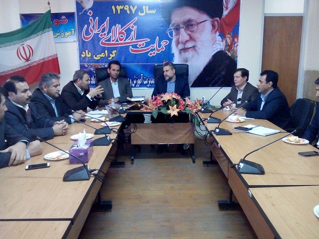 پیگیر حق شاغلان مناطق عملیاتی خواهم بود