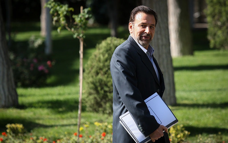 حمایت دولت از پیام رسان‌های داخلی/ طلاگرام و هاتگرام فیلتر نیستند 