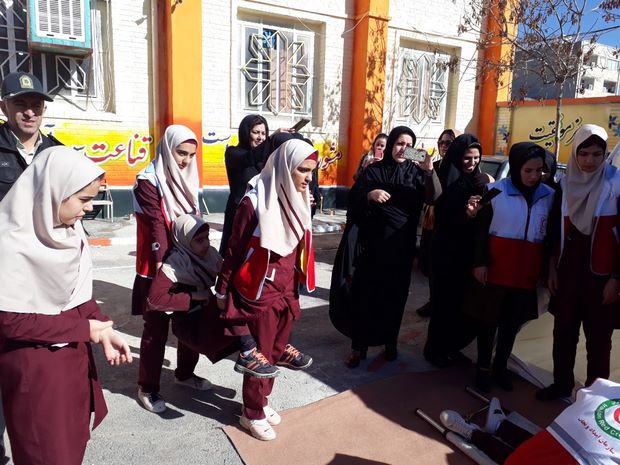 اجرای بیستمین مانور سراسری زلزله و ایمنی در شهرستان اسلام آبادغرب+تصاویر 