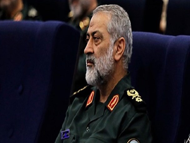 سردار شکارچی: آزمایش و توسعه موشکی را ادامه میدهیم سردار شکارچی: آزمایش و توسعه موشکی را ادامه میدهیم