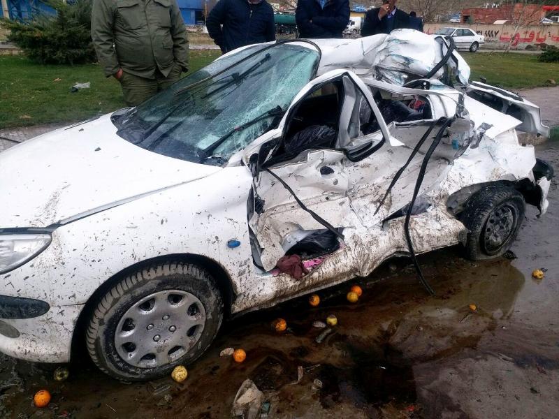 واژگونی خودروی ۲۰۶ در اسلام‌آباد غرب 3 کشته و زخمی بر جای گذاشت