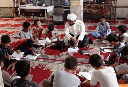 بیش از ۲۰۰ مددجو عضو کانون دائم کمیته امداد اسلام آبادغرب هستند